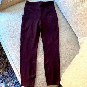 Lululemon Size 4 Fast & Free High-Rise